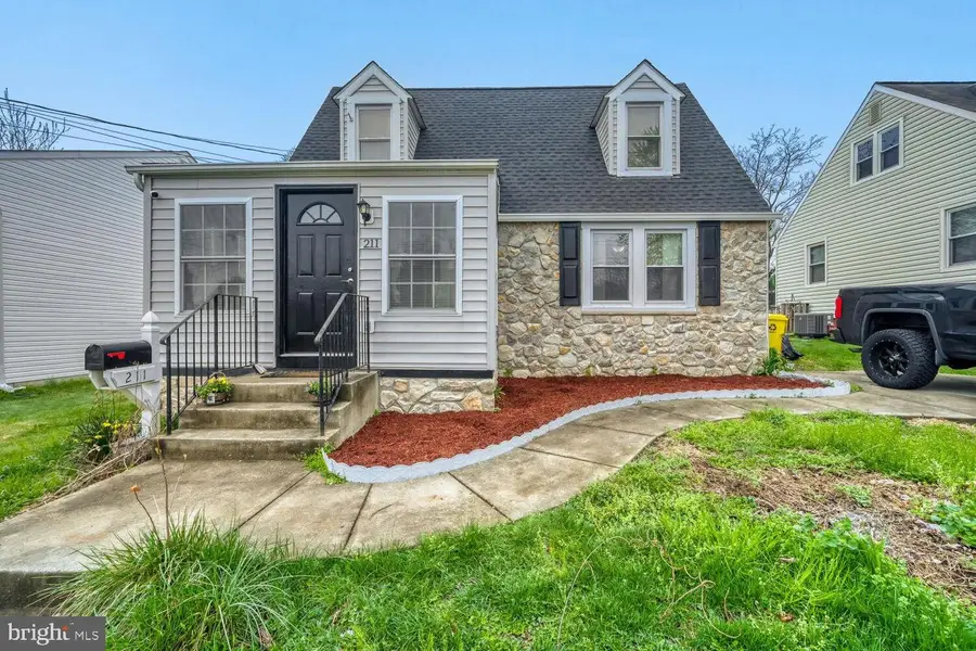 211 Lake Rd, Pasadena, MD 21122 - #2