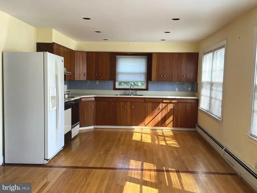 102 Oak Dr, Annapolis, MD 21403 - #3