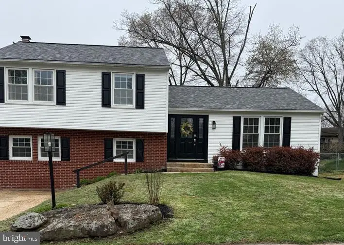 730 Snowdon Ln, Glen Burnie, MD 21061 - #1