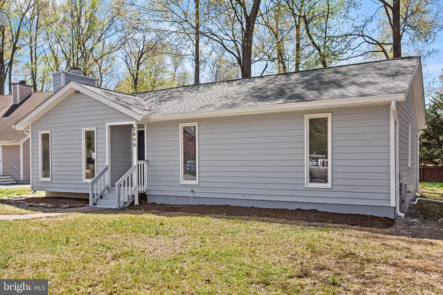 5606 Bay Breeze Ct, Churchton, MD 20733 - #2