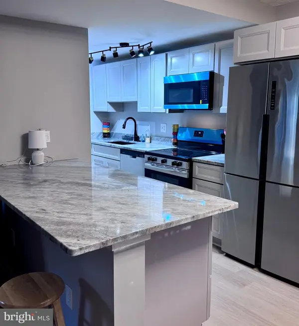 1923 Bellarbor Cir, CROFTON, MD 21114