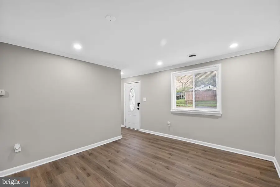 1602 Lorimer Rd, Glen Burnie, MD 21061 - #3