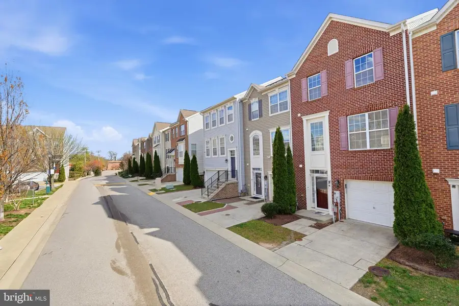 221 Truck Farm Dr, Glen Burnie, MD 21061 - #3