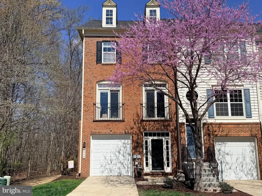 8002 Pennington Dr, Laurel, MD 20724 - #2