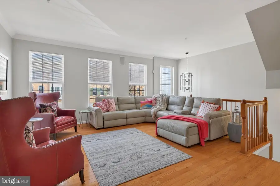 75 Two Rivers Dr, Edgewater, MD 21037 - #2