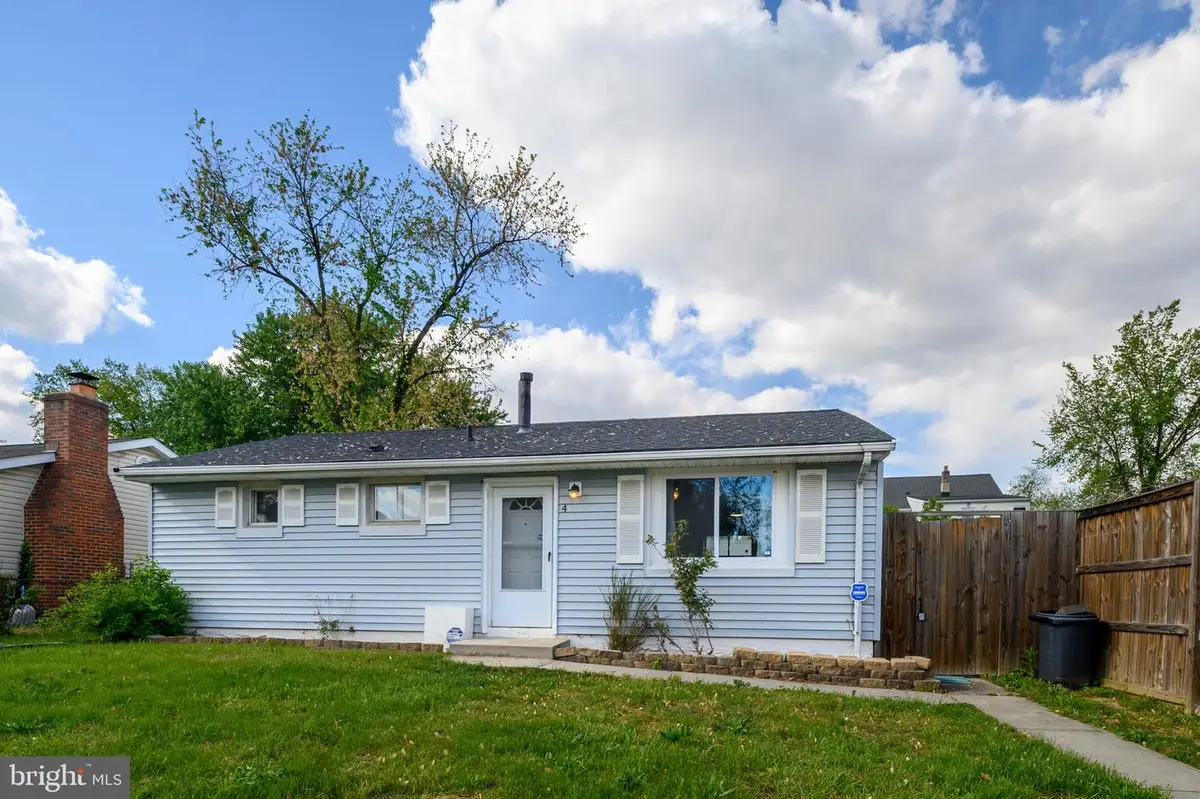 4 Cedar Hill Rd, Baltimore, MD 21225 - #1