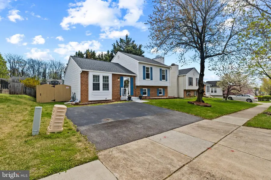 816 Sunnyfield Ln, Baltimore, MD 21225 - #3