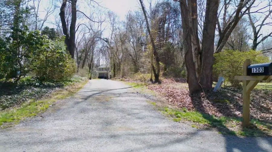 1303 Shawnee Ct, Millersville, MD 21108 - #2