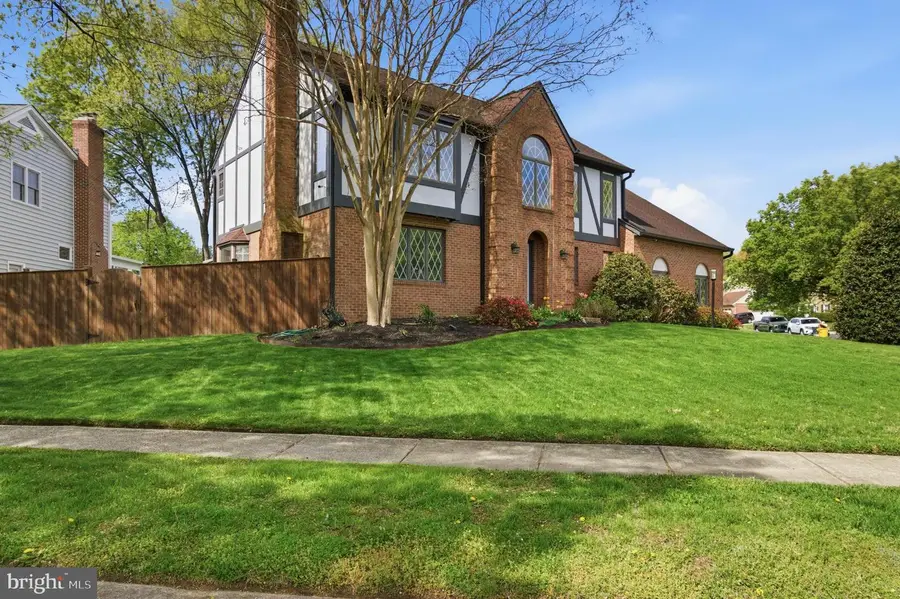 1727 Peartree Ln, Crofton, MD 21114 - #2