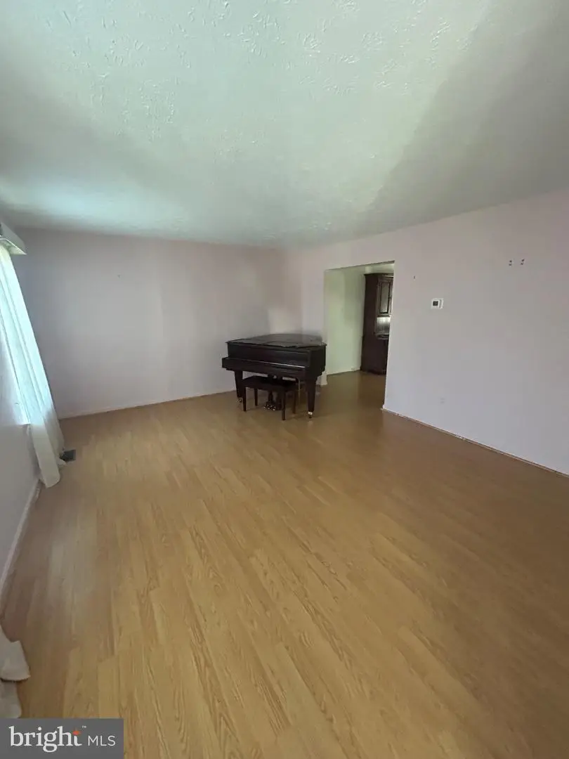 305 Double Eagle Dr, Linthicum Heights, MD 21090 - #3
