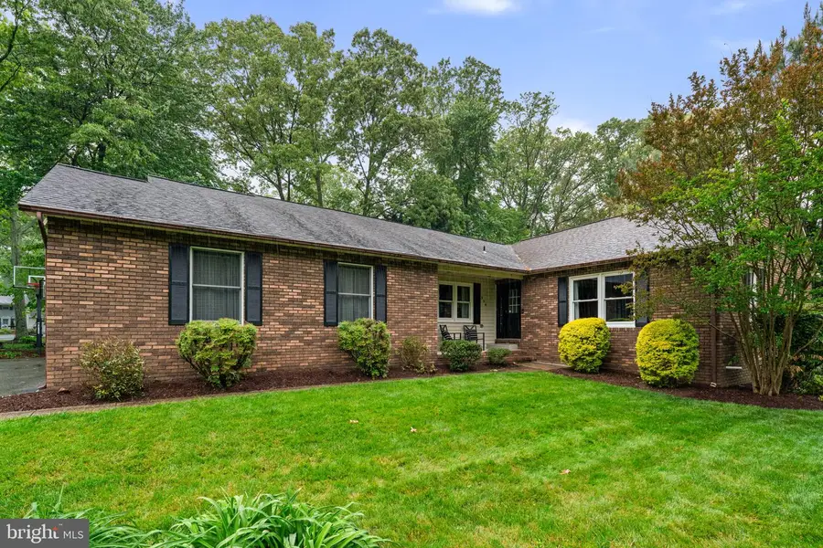 394 Hartman Dr, Severna Park, MD 21146 - #2