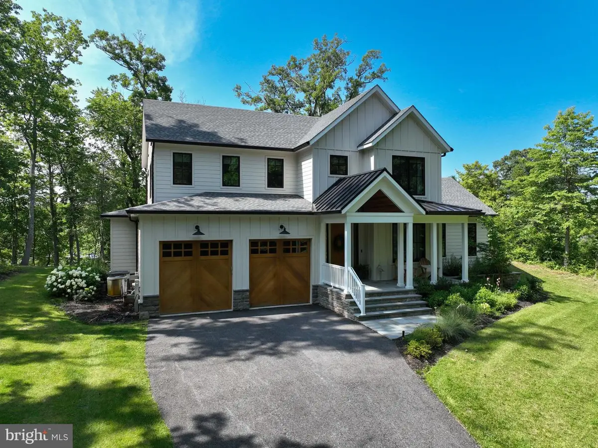 188 Southdown Rd, Edgewater, MD 21037 - #1