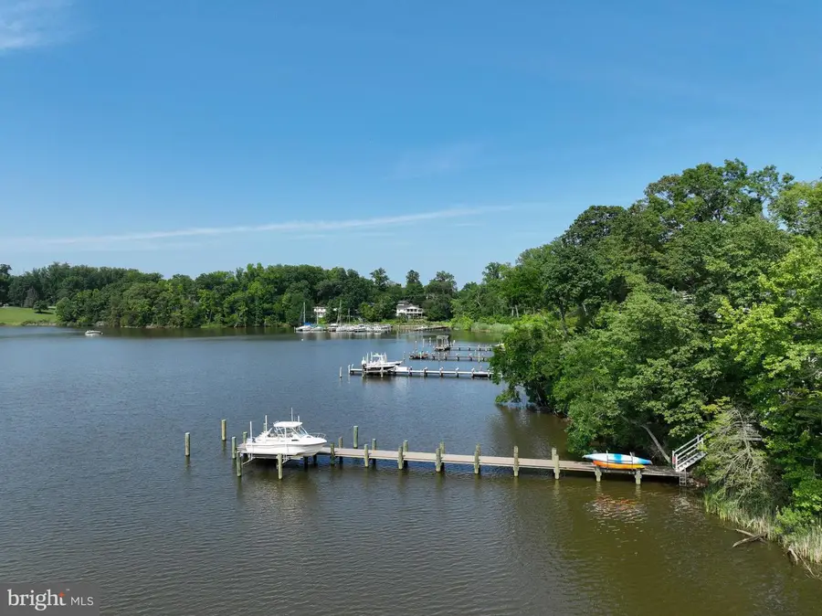 188 Southdown Rd, Edgewater, MD 21037 - #3