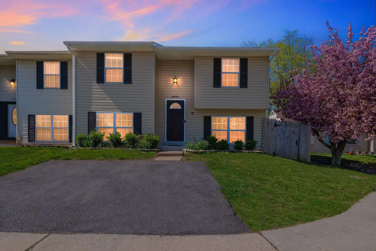 8090 Round Table Ct, Pasadena, MD 21122 - #1