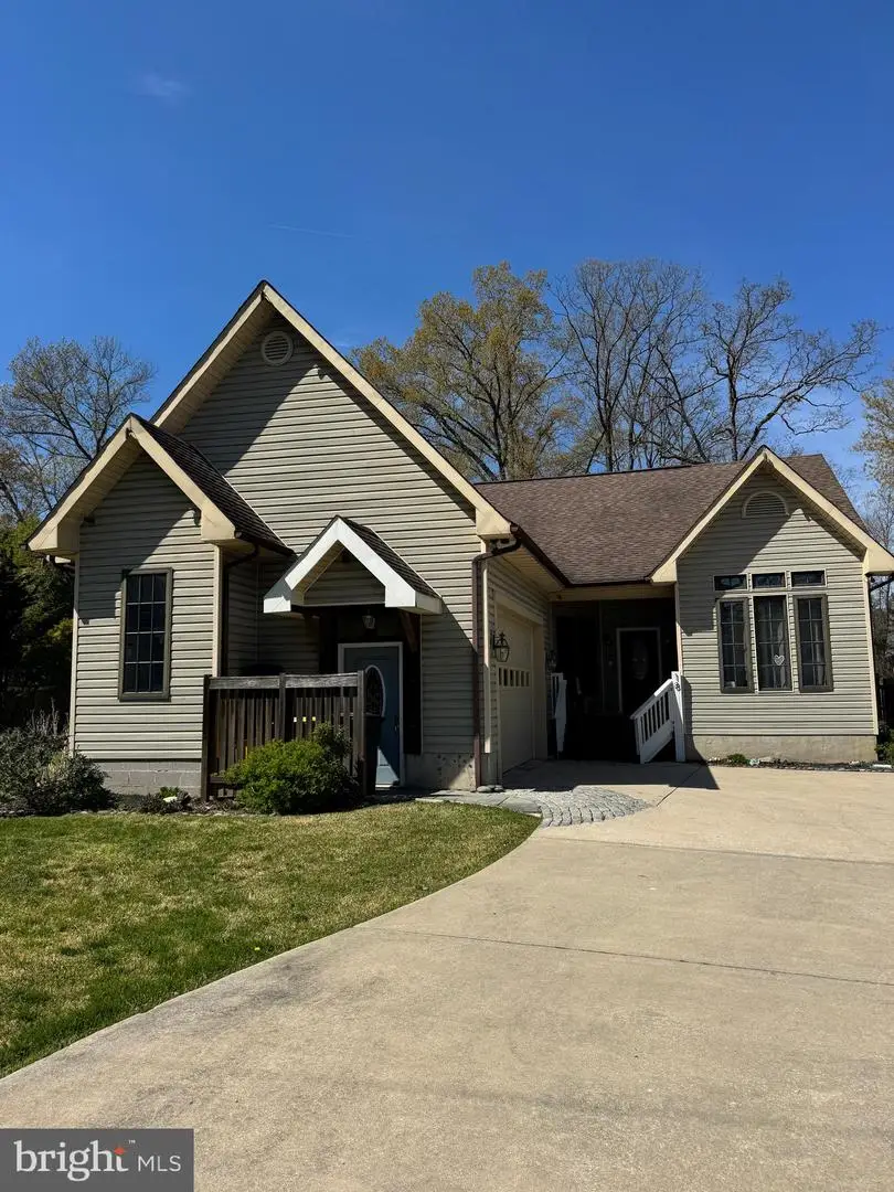 18 Fallon Dr, Pasadena, MD 21122 - #3