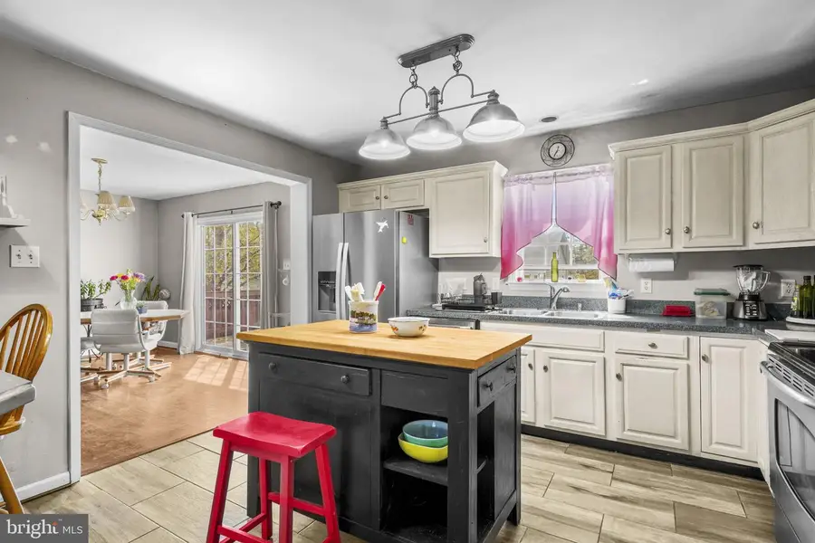 615 Mann Rd, Deale, MD 20751 - #2