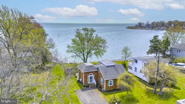 5211 Al Jones Dr, SHADY SIDE, MD 20764