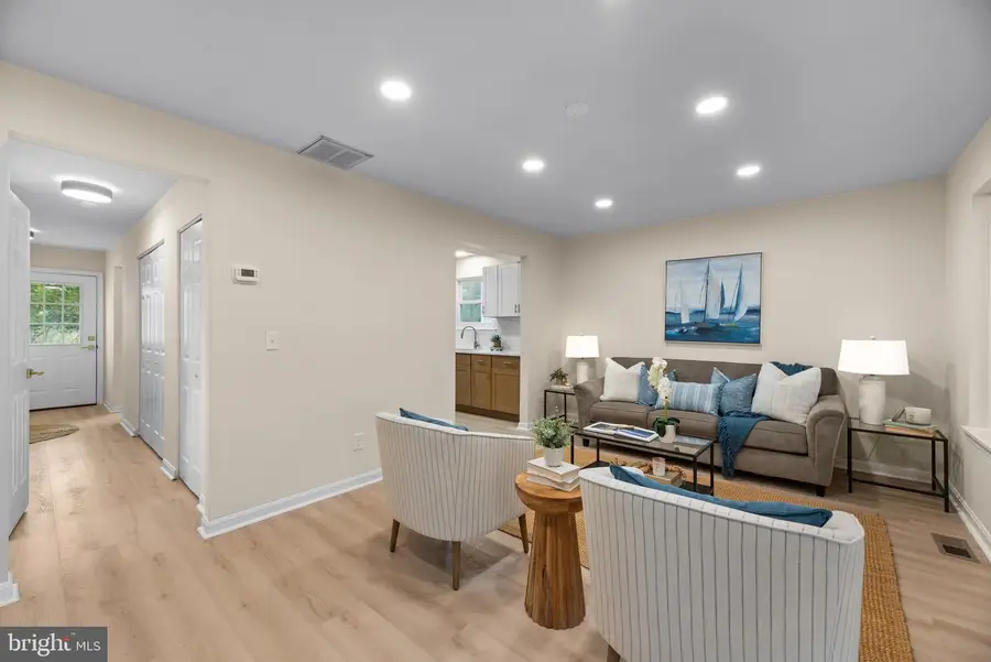 1512 Lincoln Rd, Shady Side, MD 20764 - #2