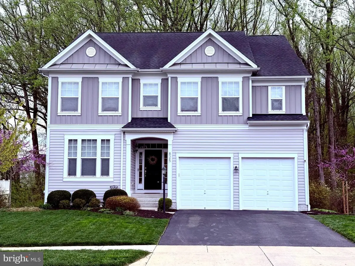 825 Sebastian Ln, Gambrills, MD 21054 - #1