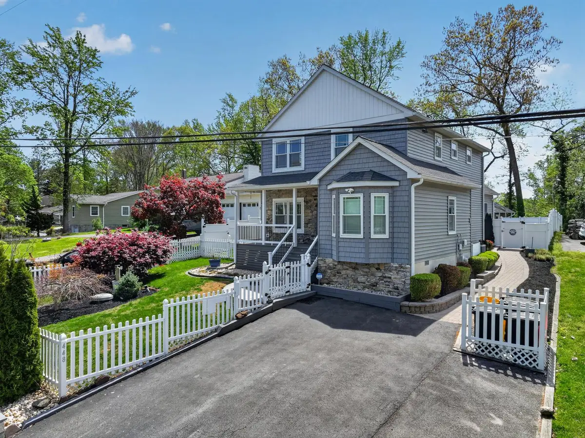 448 Maple Leaf Dr, Edgewater, MD 21037 - #1