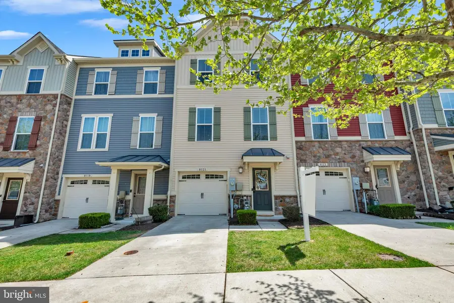 8121 Hickory Hollow Dr, Glen Burnie, MD 21060 - #2