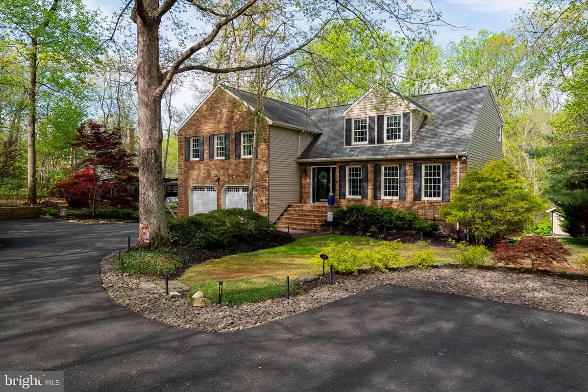 305 Charles Hall Dr, Millersville, MD 21108 - #1