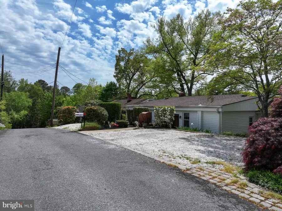 322 Riverside Rd, Edgewater, MD 21037 - #3