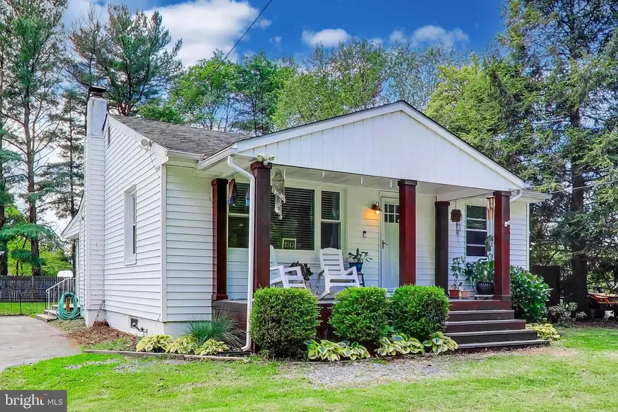2743 Bayside Beach Rd, Pasadena, MD 21122 - #3