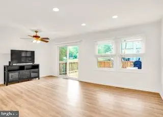 2092 Lake Grove Ln, Crofton, MD 21114 - #3