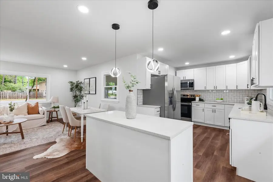 1511 Long Point Rd, Pasadena, MD 21122 - #2