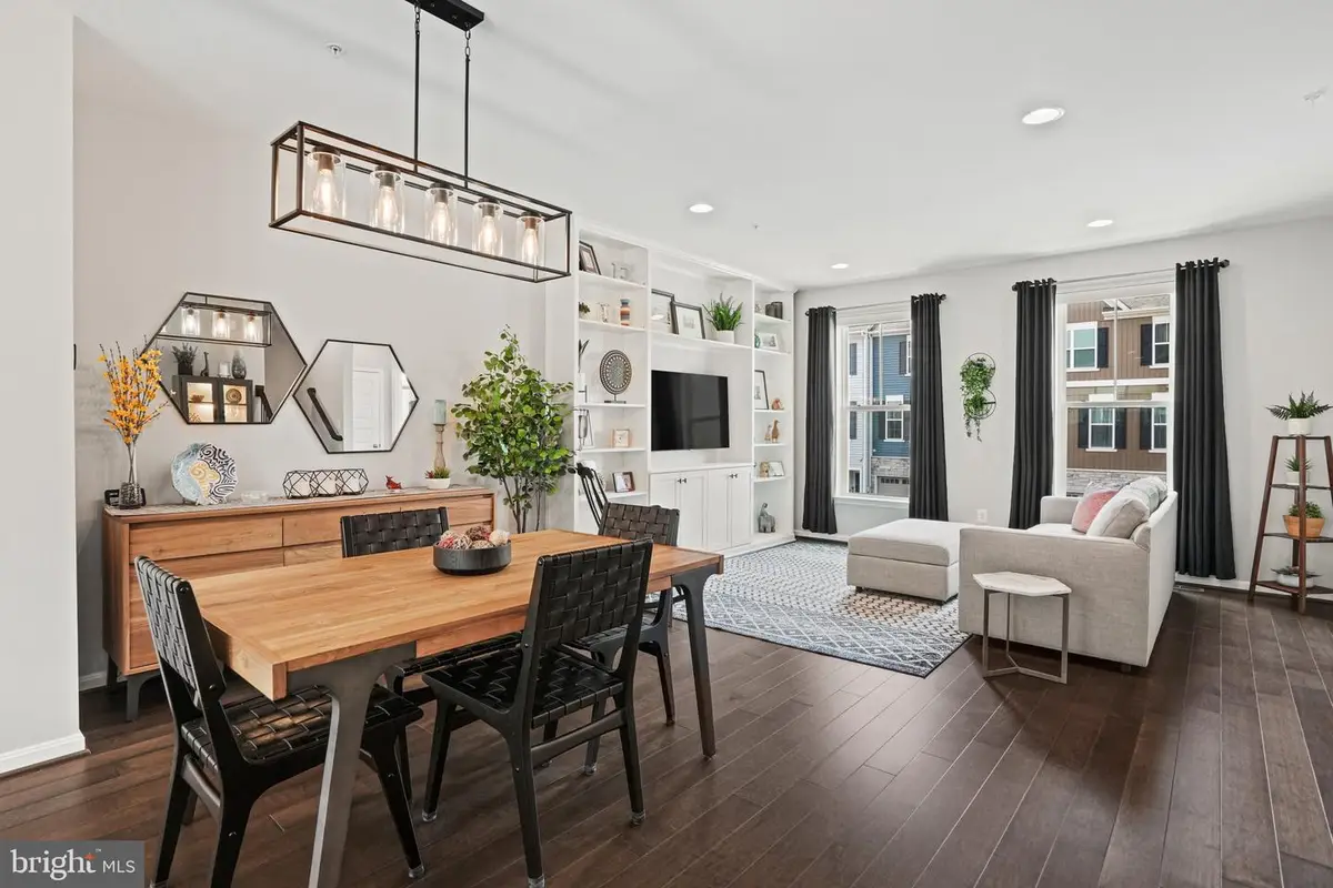 23 Burlwood Dr, Millersville, MD 21108 - #1