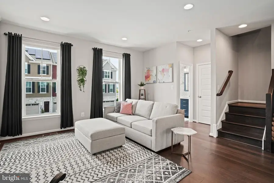 23 Burlwood Dr, Millersville, MD 21108 - #3