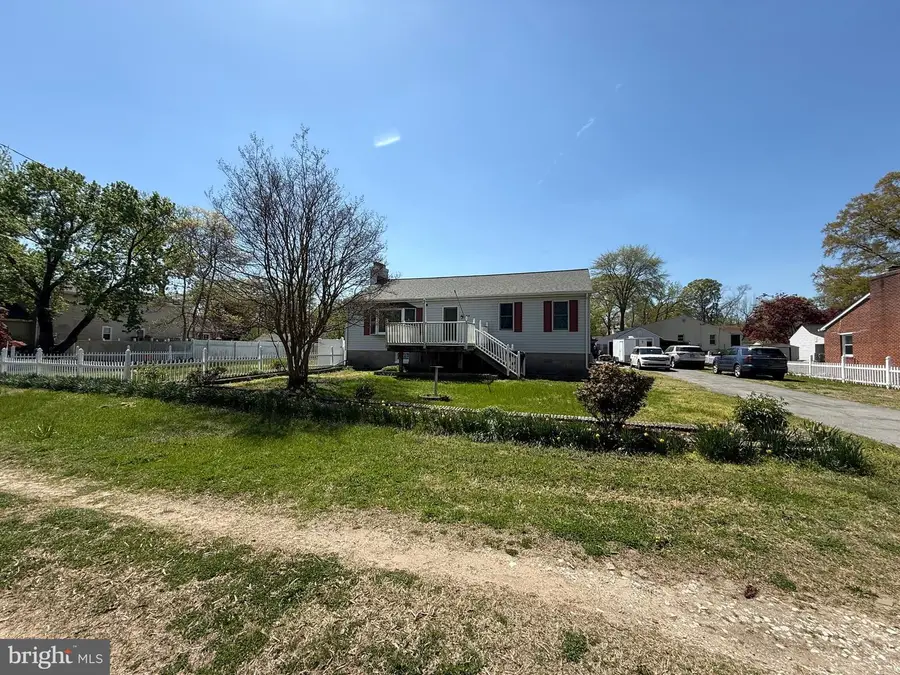 7620 1st St, Pasadena, MD 21122 - #2