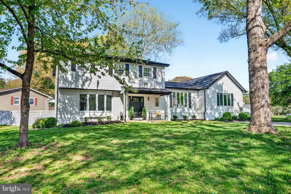 300 White Plains Ct, Severna Park, MD 21146 - #1