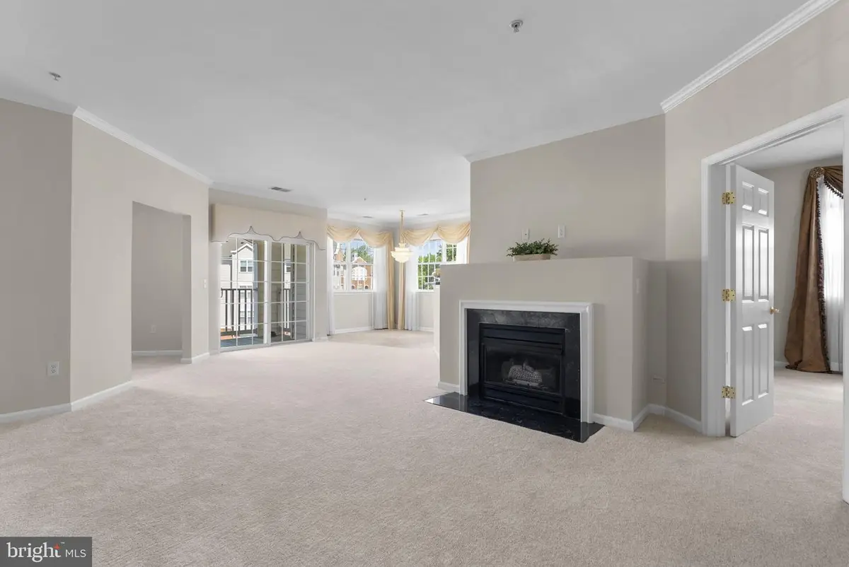 2605 Chapel Lake Dr #312, Gambrills, MD 21054 - #1