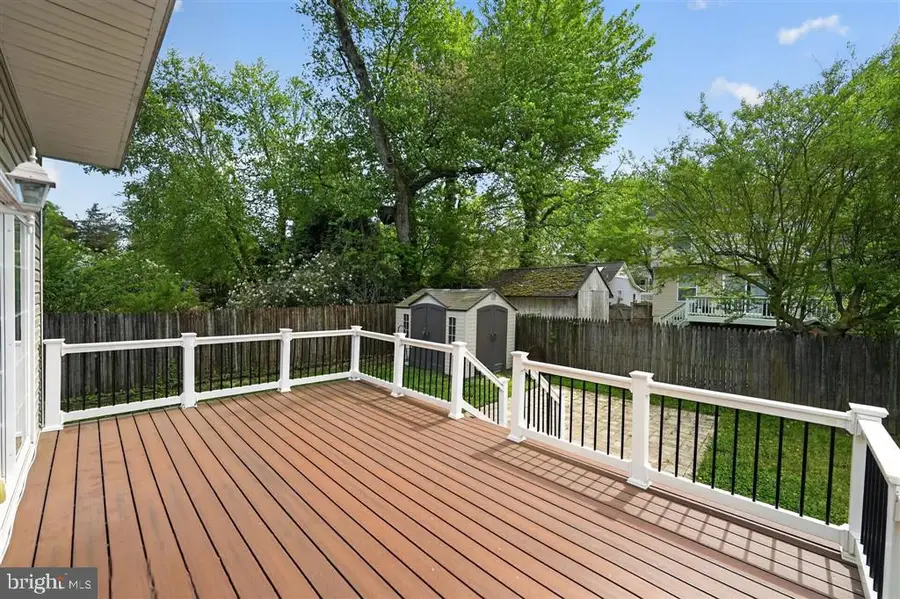 1604 Oriole Rd, Edgewater, MD 21037 - #3