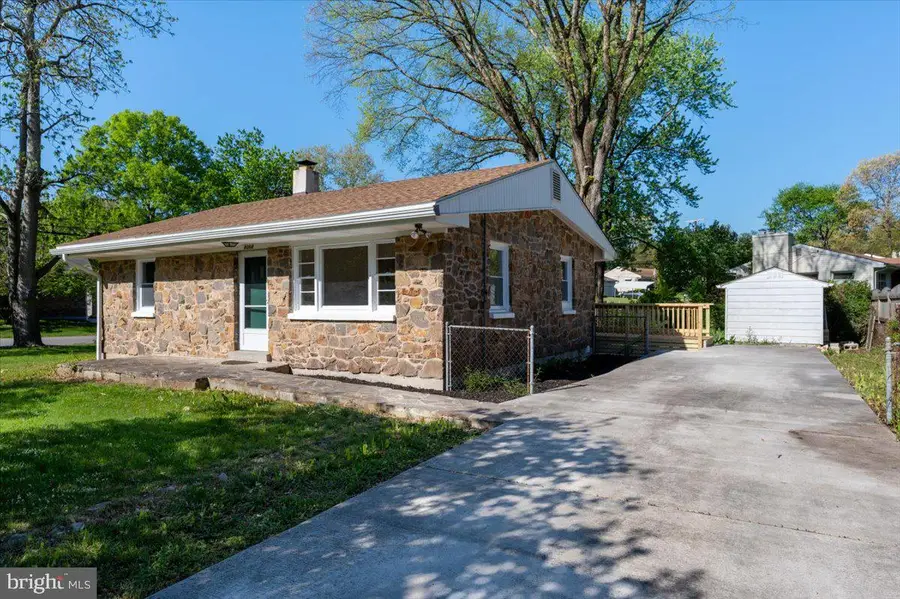 8068 Clark Station Rd, Severn, MD 21144 - #3