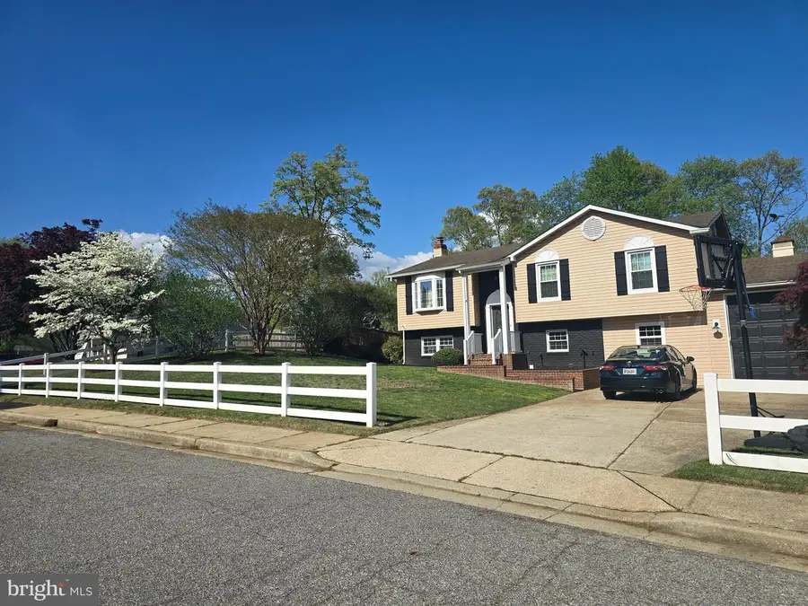 209 New York Ave, Pasadena, MD 21122 - #2