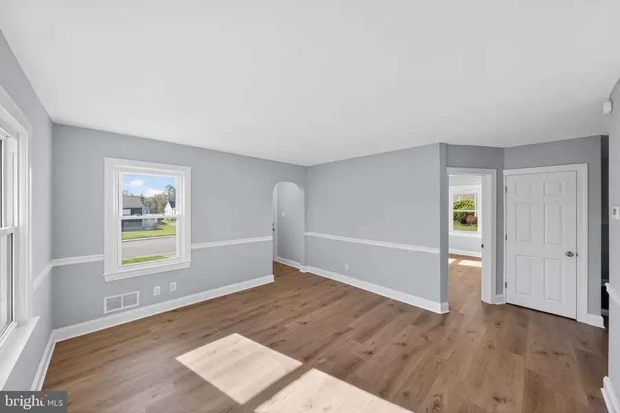 8 Hanford Dr, Harmans, MD 21077 - #3