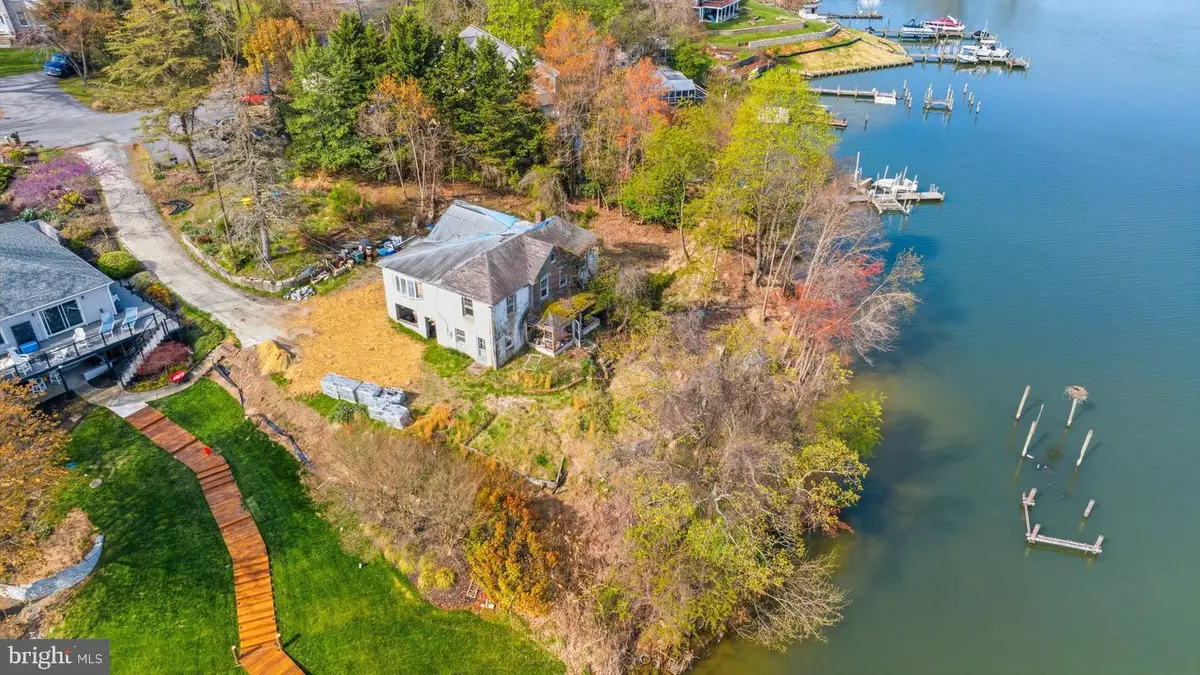 8046 Forest Glen Dr, Pasadena, MD 21122 - #1
