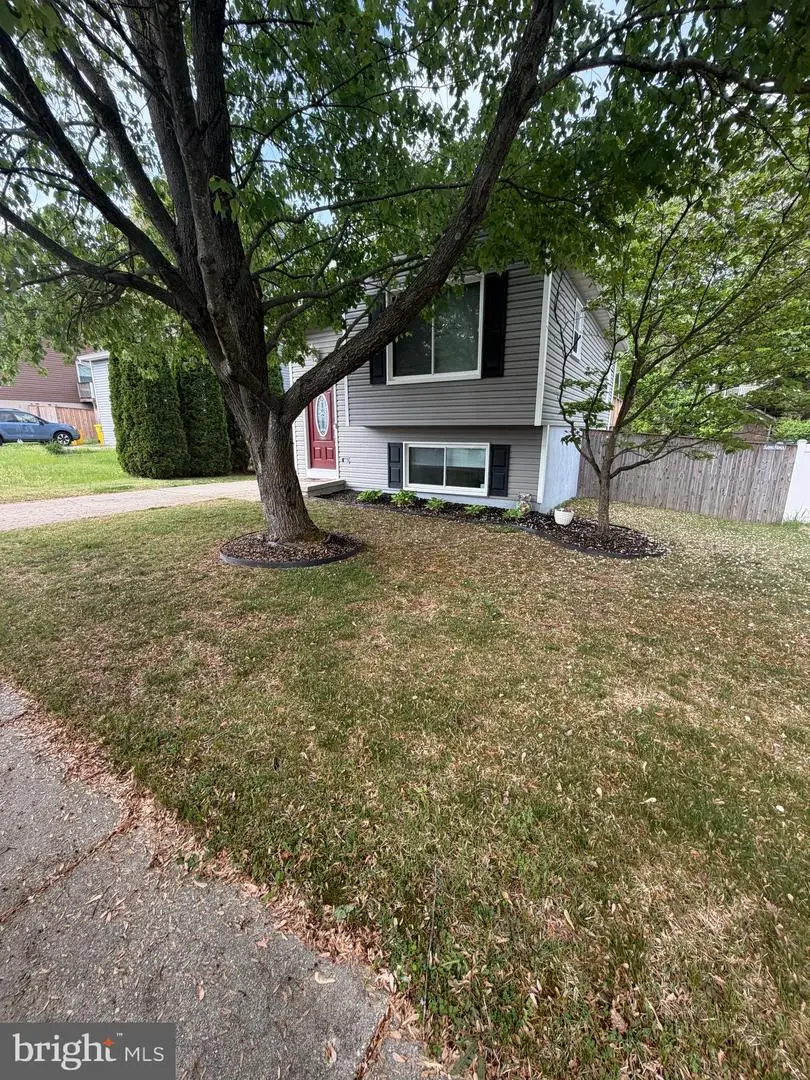 8020 Escalon Ave, Pasadena, MD 21122 - #2