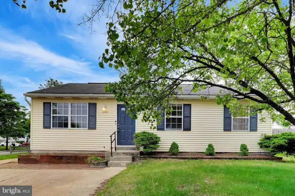 1242 Cedarcliff Dr, GLEN BURNIE, MD 21060