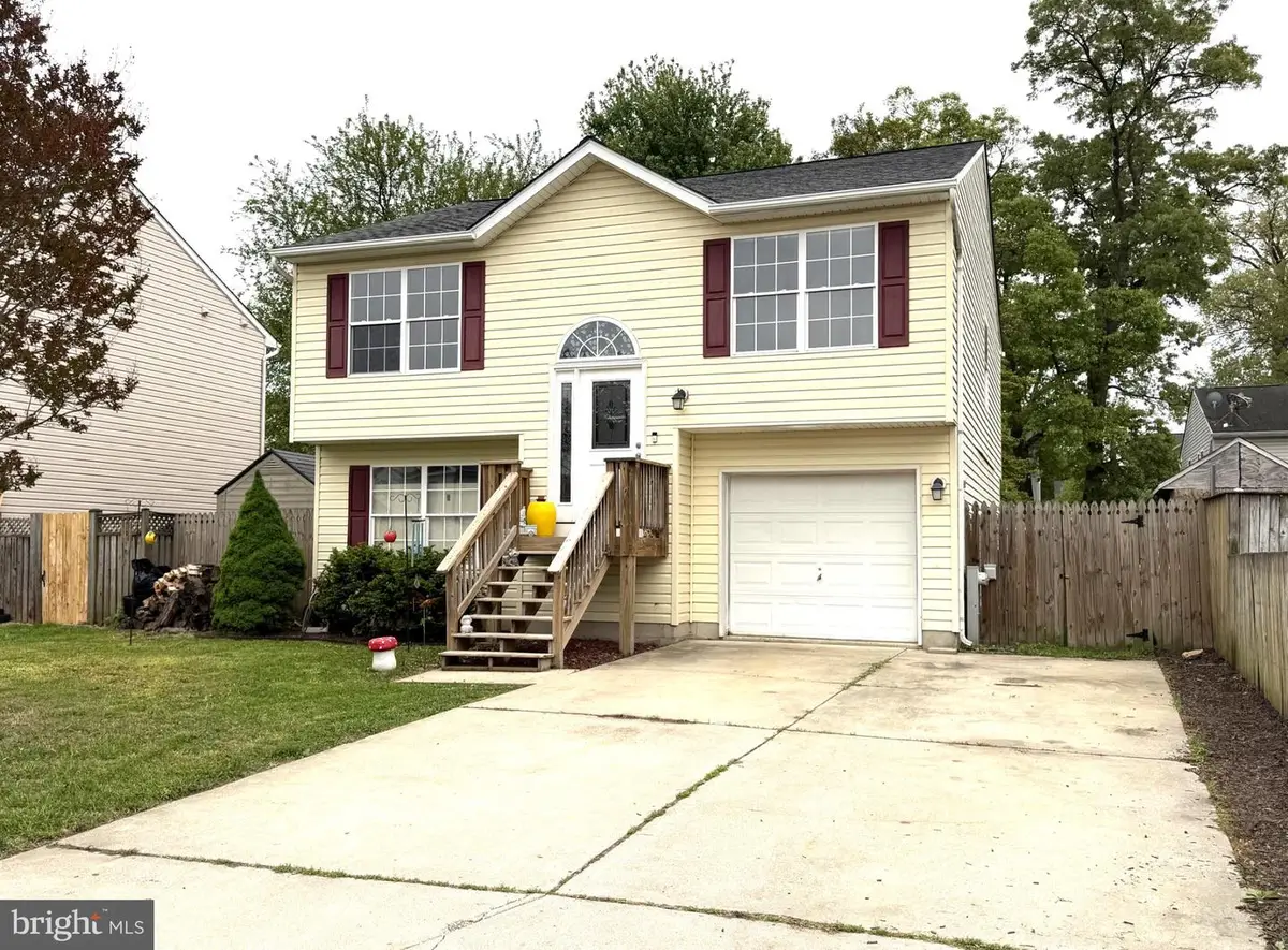 757 209th St, Pasadena, MD 21122 - #1