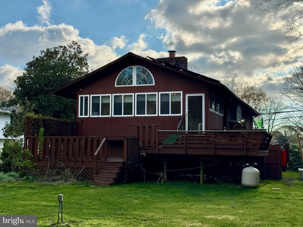 148 Magothy Beach Rd, Pasadena, MD 21122 - #1