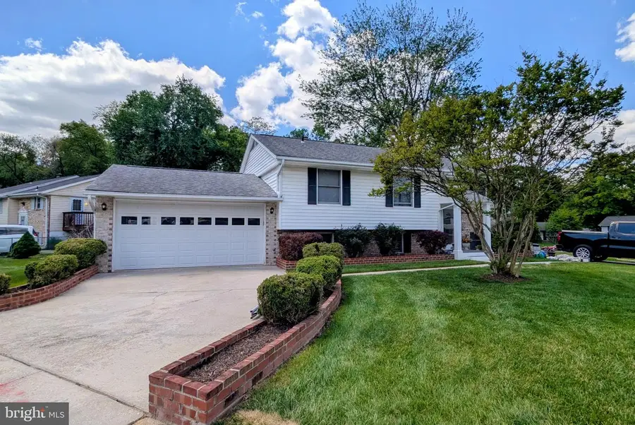 336 Regina Ct, Millersville, MD 21108 - #2