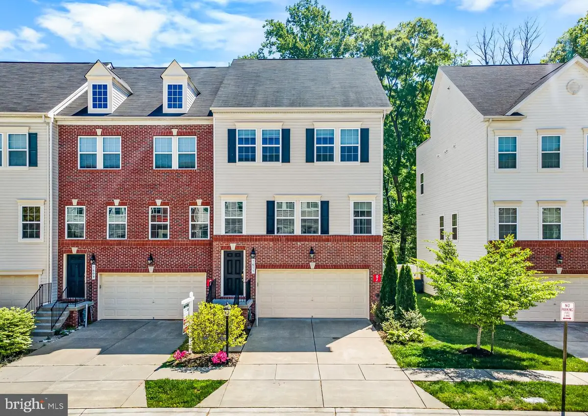 7611 Gunmill Ln, Glen Burnie, MD 21060 - #1