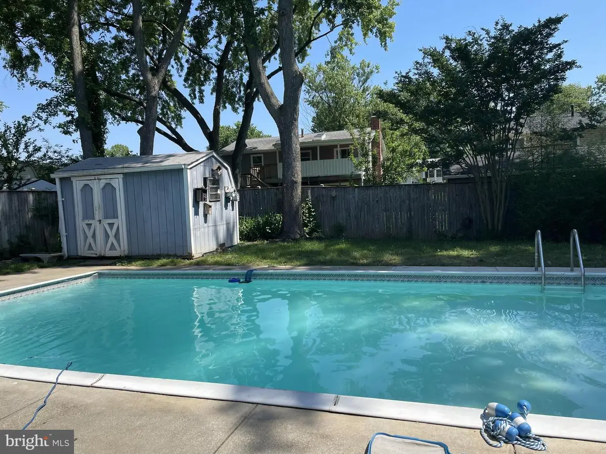 2284 Four Seasons Dr, Gambrills, MD 21054 - #1