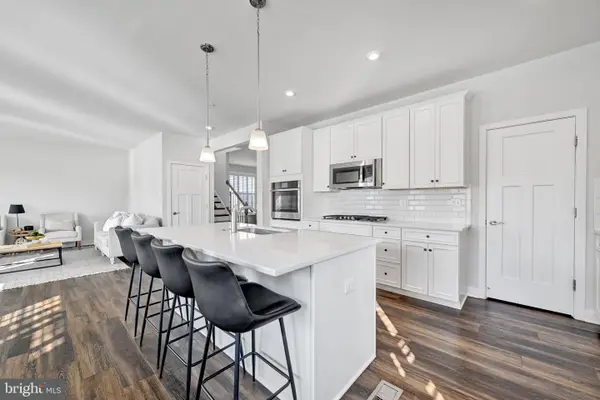 2926 Quarry Cir, ODENTON, MD 21113