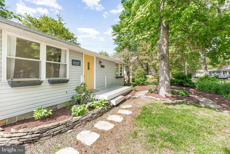 1223 Pine Ave, Shady Side, MD 20764 - #3