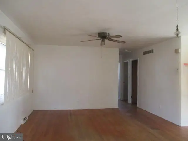 178 9th St, Pasadena, MD 21122 - #3